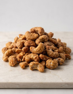 092 PRAŽENÉ Kešu v cukru 450g 2