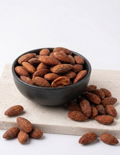 164 MANDLE UZENÉ pražené solené 400g 2